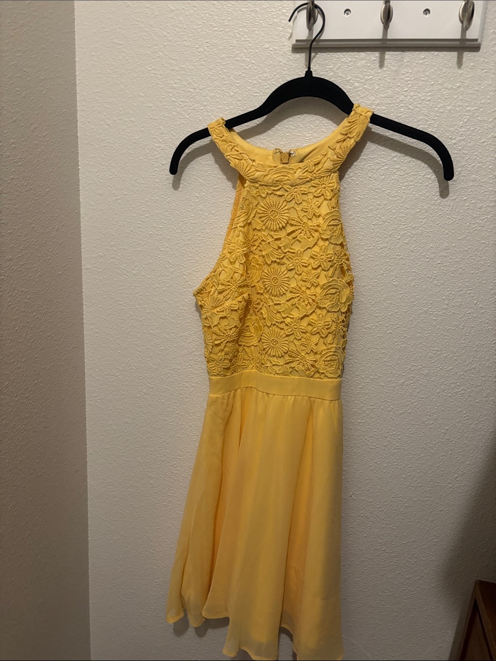Lulu's Yellow Floral Lace Halter Cocktail Dress NWT